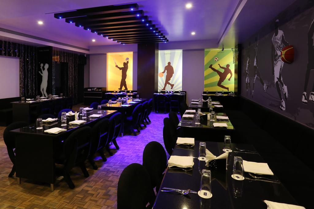 Grand Kailash Hotel Aurangabad  Eksteriør bilde