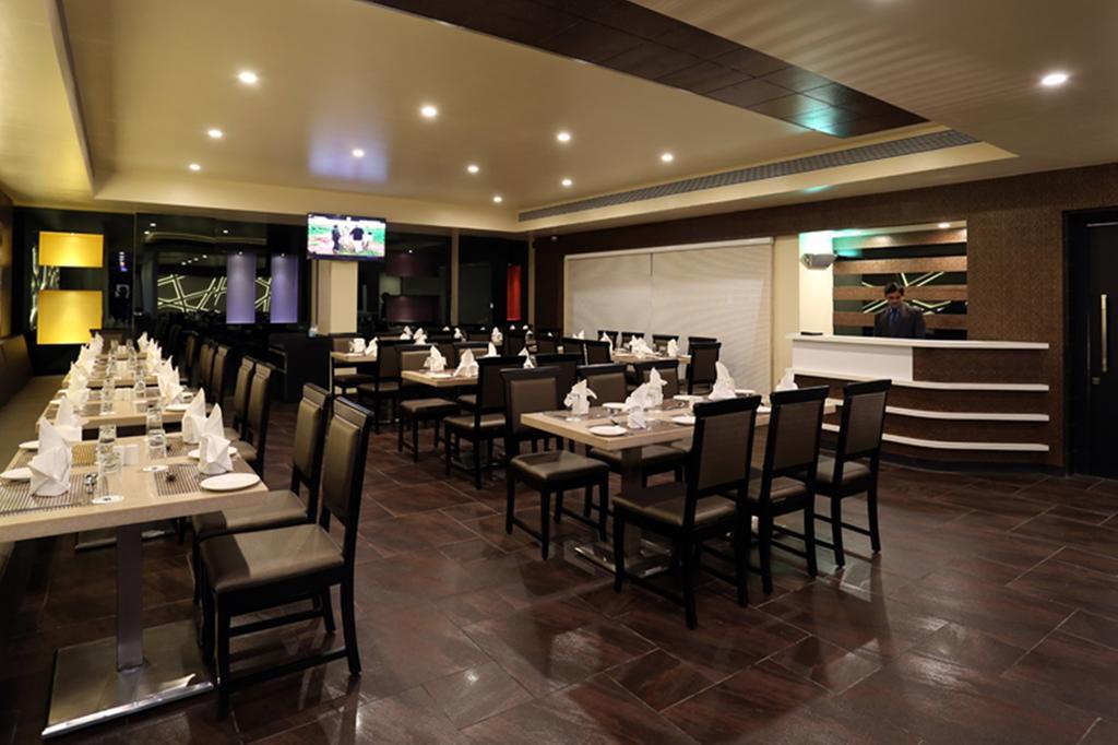 Grand Kailash Hotel Aurangabad  Eksteriør bilde
